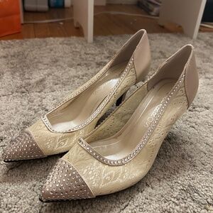 Cararros Lace Gold pointed Toe Heels Size 7.5